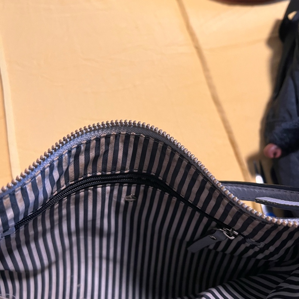 Kate Spade Light Gray Crossbody Bag - Picture 3 of 6